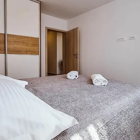 Apartment Sofia A4 Dole *