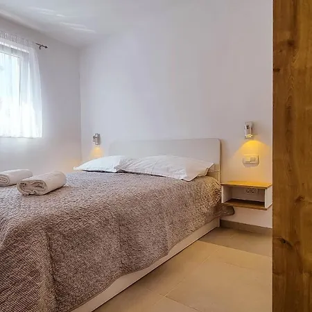 Sofia A4 Dole Appartement *