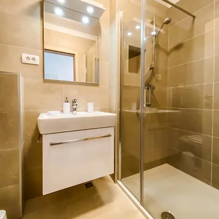 Sofia A4 Dole Apartment *
