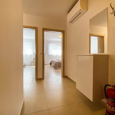 Sofia A4 Dole Apartment *